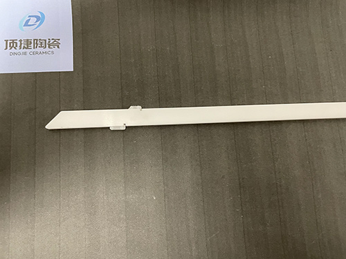 斜度顶齿